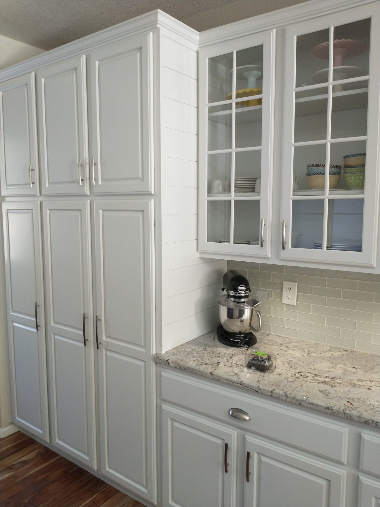Cabinet Refacing by Exquisite Finishing
